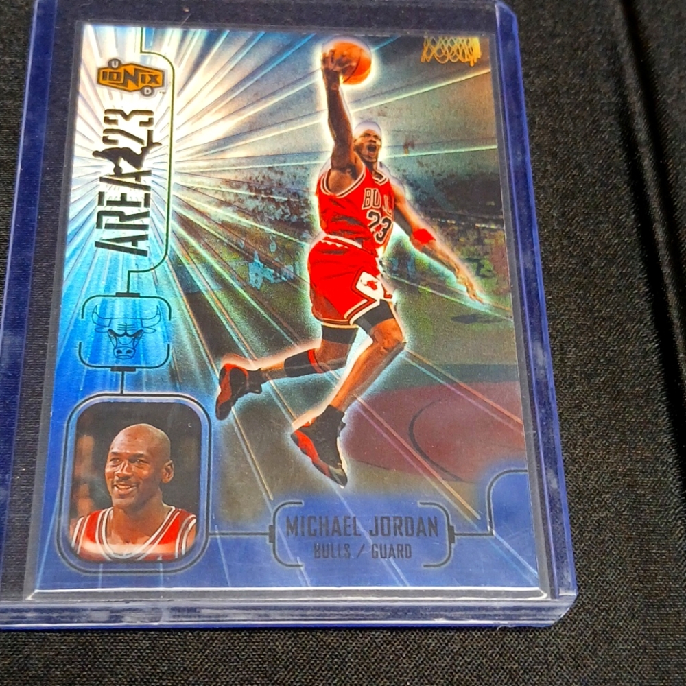 1999 Upper Deck Area 23 Michael Jordan Refractor